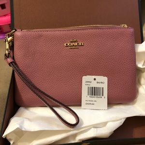 Super cute mauve wristlet